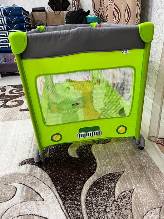 Продам кровать-манеж