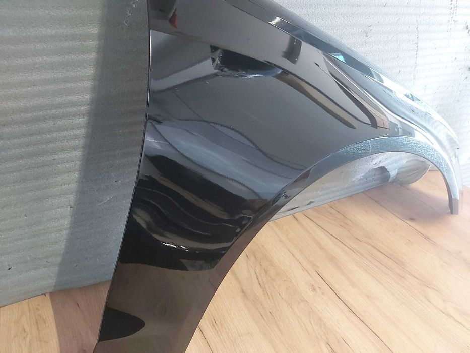 Aripa Fata Dreapta Audi A6/C7 An 2010-2014 (LY9B (Negru))