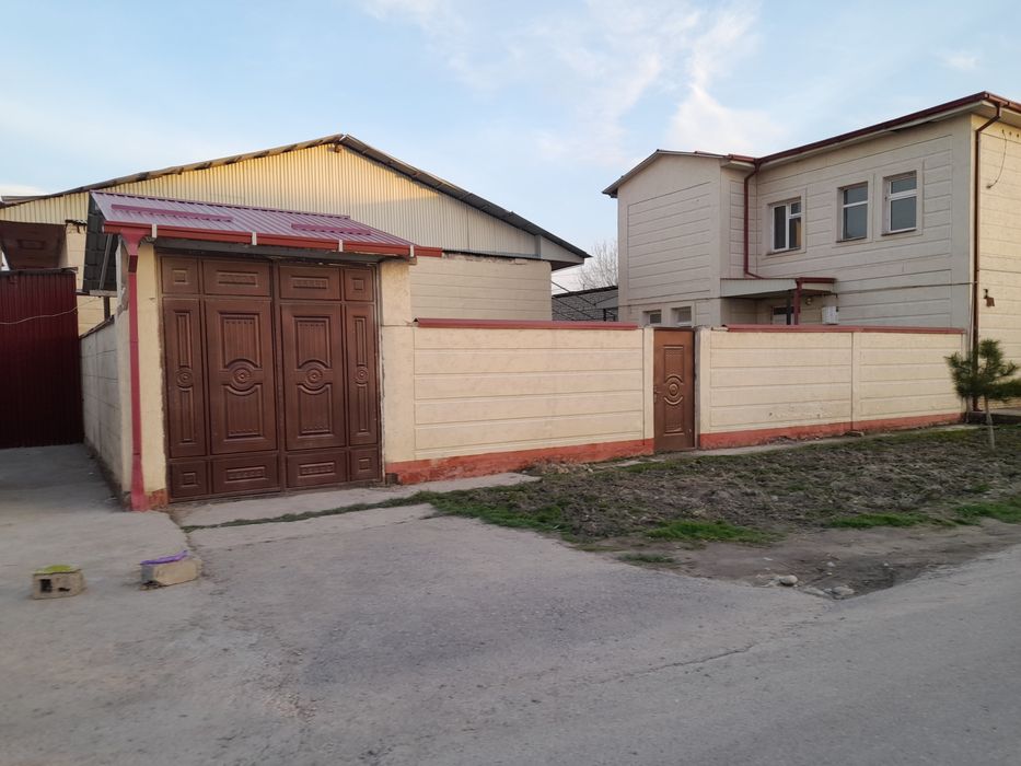 Коттедж сотилади!