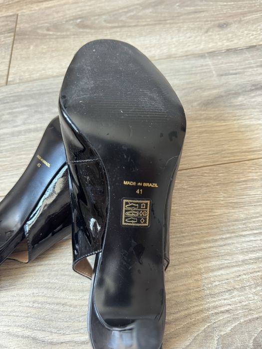 Босоножки туфли 41 размер продам