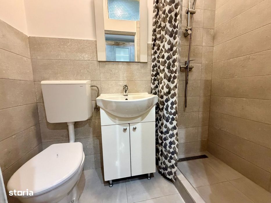 Garsoniera | zona Noua | etaj intermediar