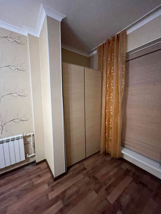 Продам шкаф (шифоньер)