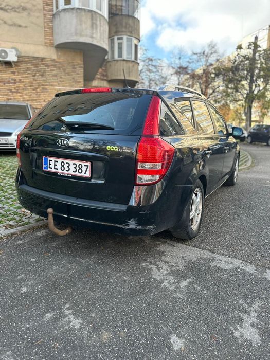 Utilizat Kia Ceed 2011 luna 12
