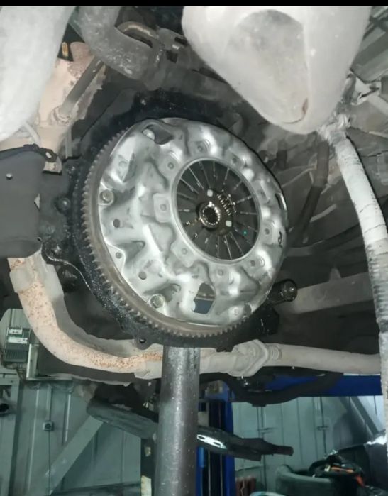 Продам по запчастям есть все