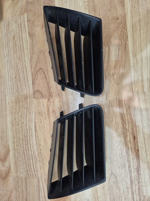 Grile grila Seat Ibiza 6L originale