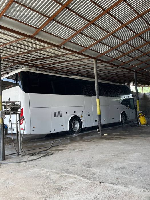 Golden Dragon Avtobus