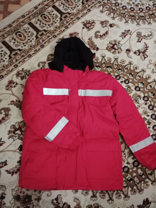 Зимняя спец одежда с комбинезоном