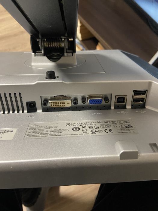 Vand monitor marca acer si marca dell