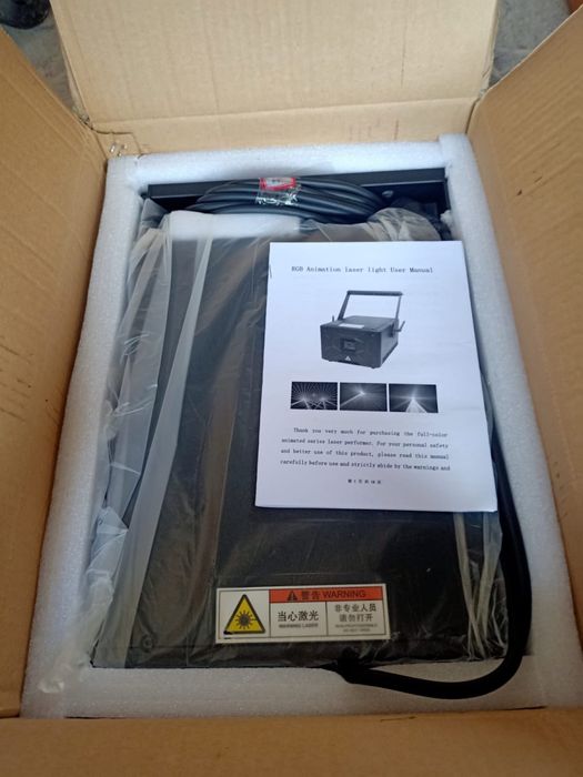 Лазерное аппарат