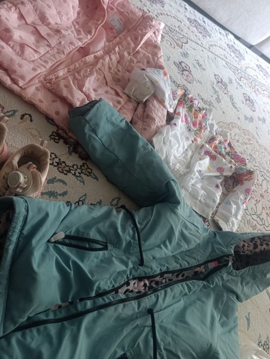 Куртка для девочки 6-7лет
