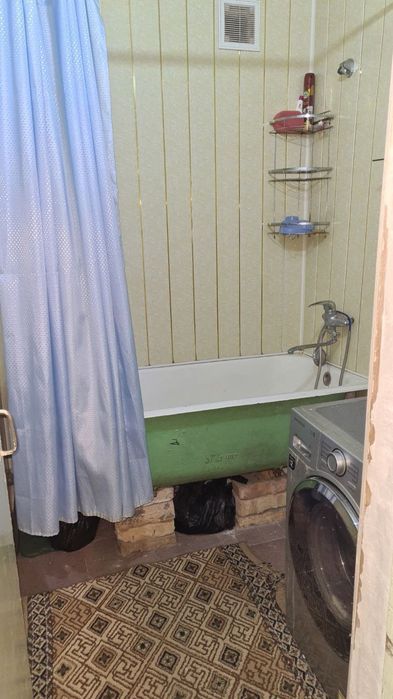 Аренда метро беруни 1.хонали оилага берилади