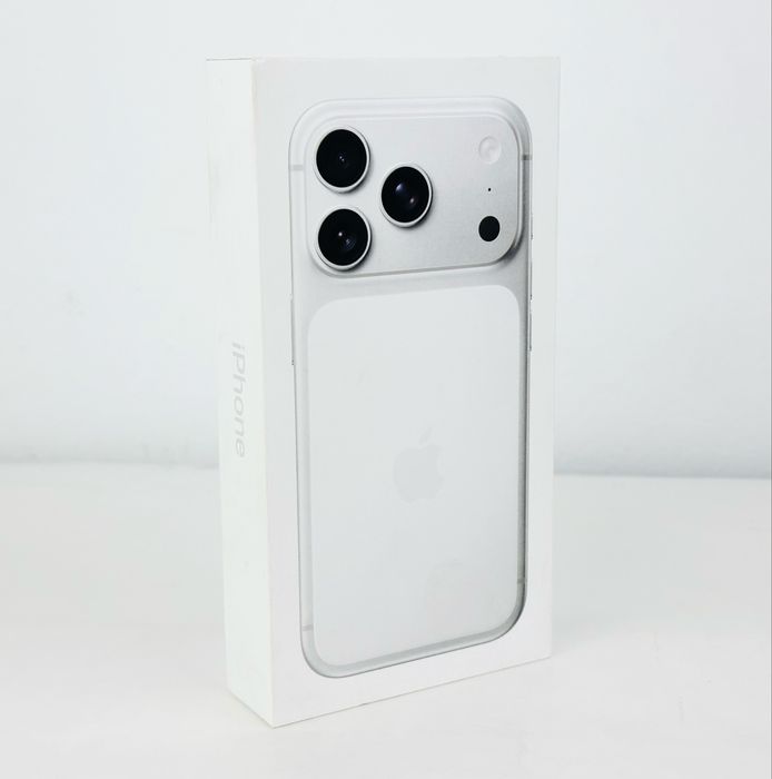 НАЛИЧЕН! Apple iPhone 17 Pro Max 256GB Silver НОВ!