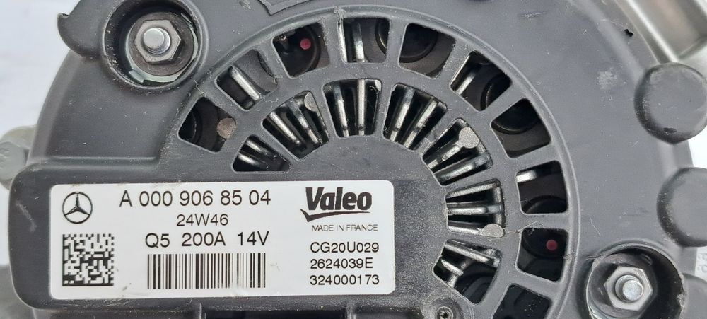 Alternator Sprinter Euro 3 / 4-120A Euro 5 / 6-200A  /  250A ORIGINALE