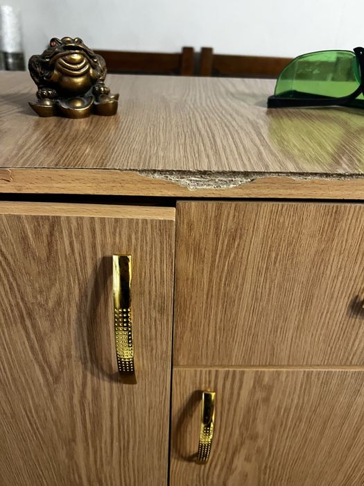 Продаю комод в прихожую