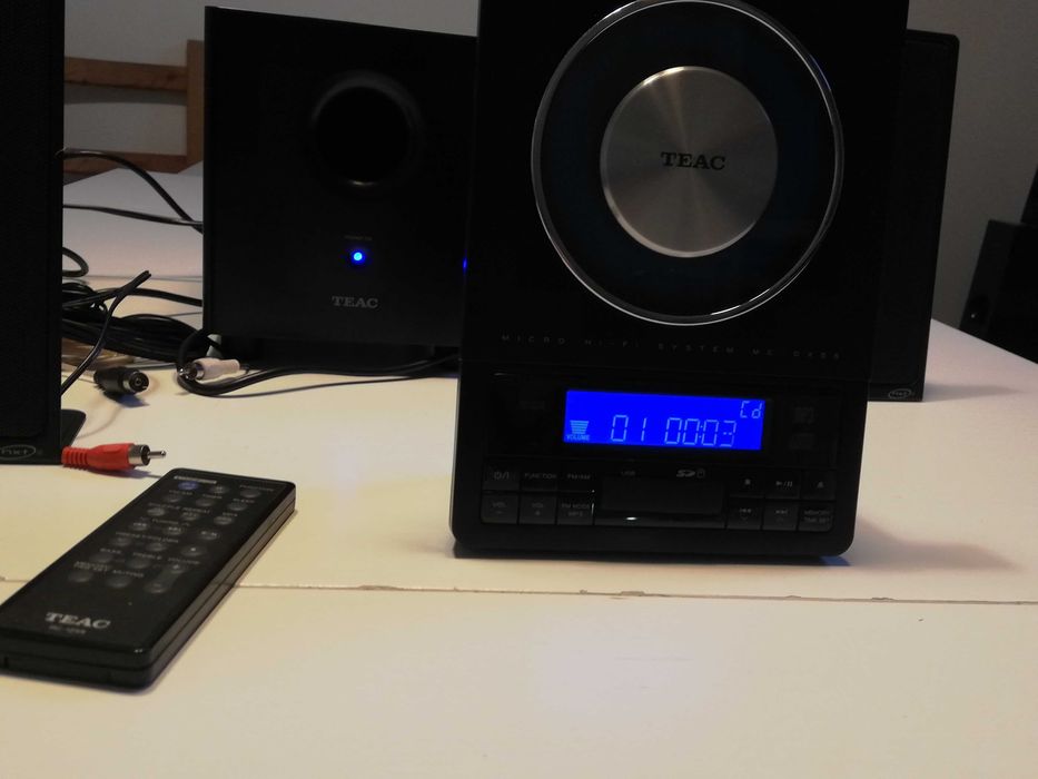MicroSistem TEAC  MC-DX55 - Amplif/Boxe/CD/Tuner/Telecomanda/Impecabil