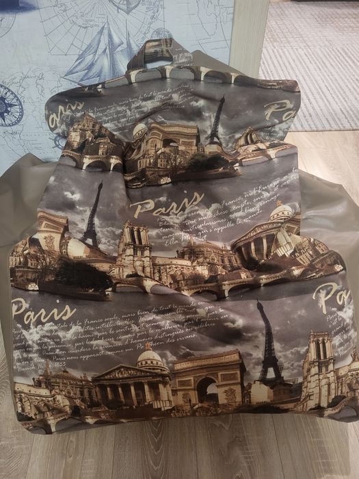 Кресло-мешок срочно продам.