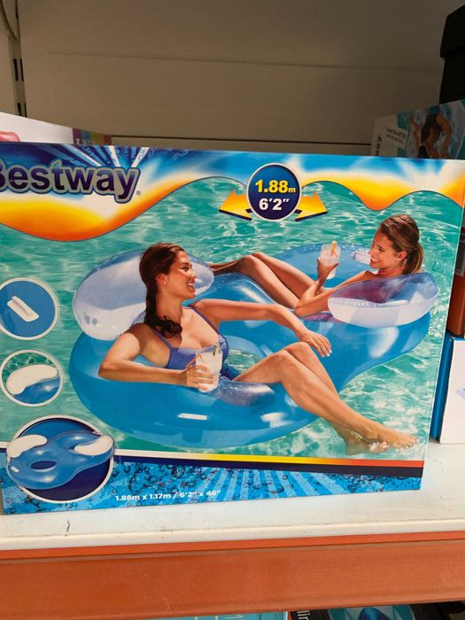 Продавам надувно INTEX . BESTWAY