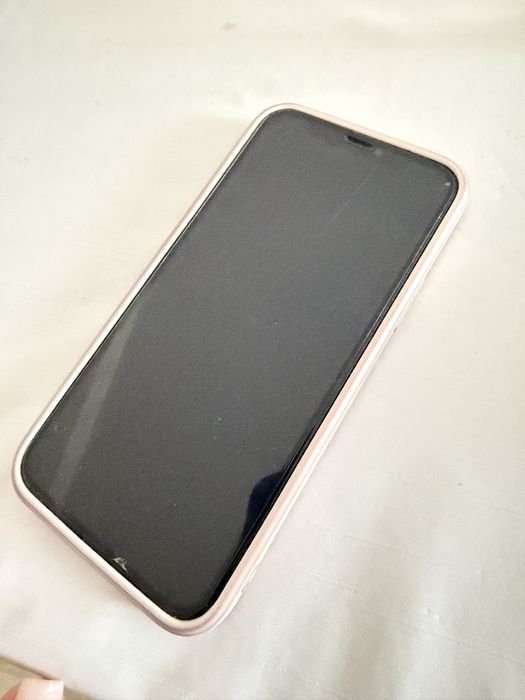 Продам iphone 11 pro 64 gb