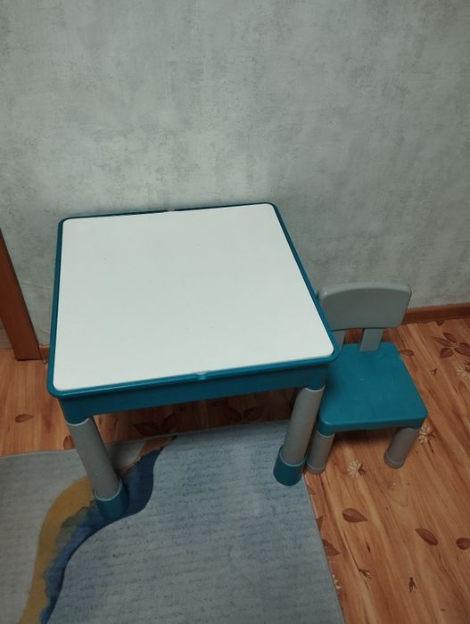 Детский стол для лего