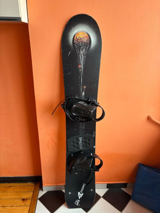 Сноуборд Dakine 154