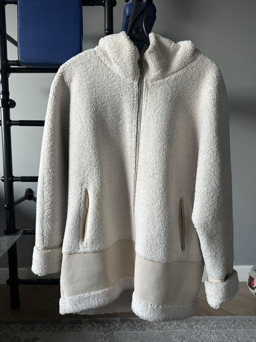 Продам дубленку двухсторонюю размер М