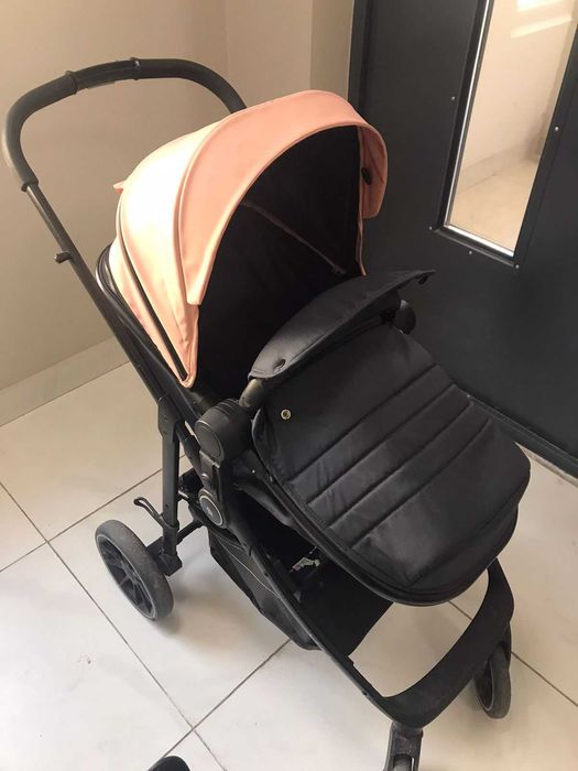 Детская коляска с рождения