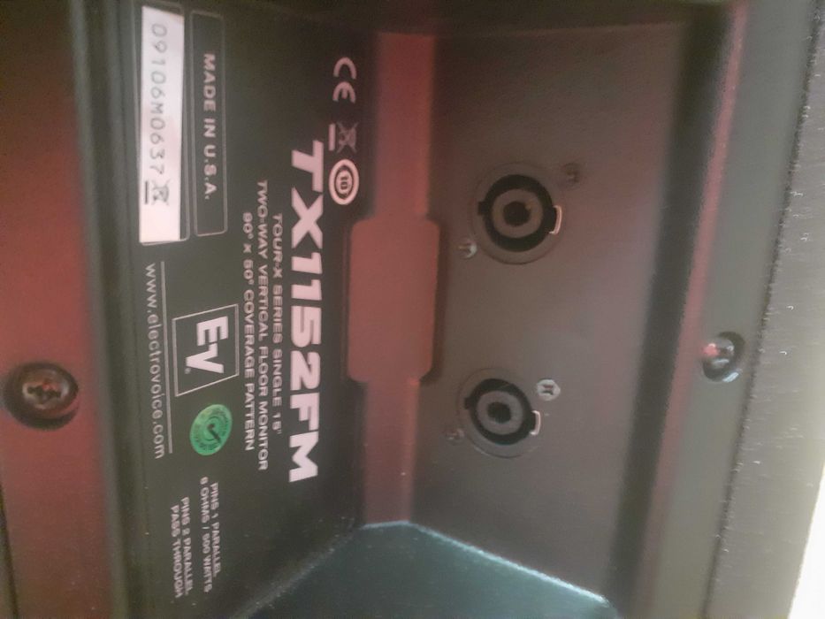 Мониторна колона electrovoice TX1152FM