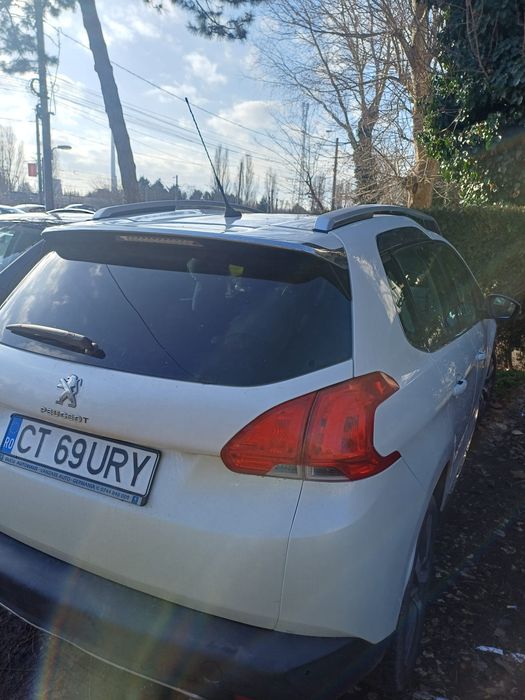 PEUGEOT 2008 2015 — imagine 3