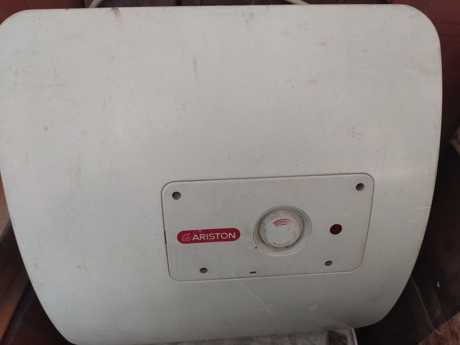 Продам два аристона