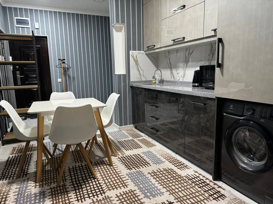 Срочно Сдаётся квартира улица Садик Азимова 2-комн авторский ремонт