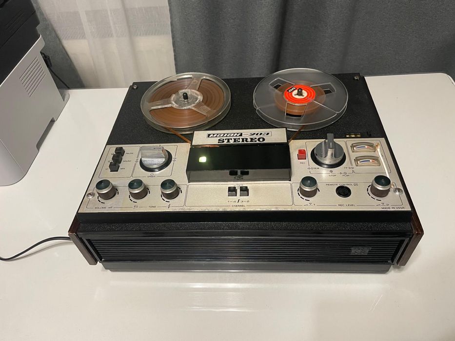 Magnetofon Majak 203