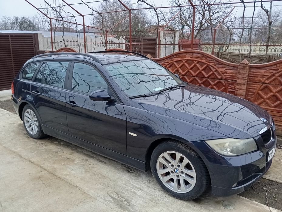 BMW  2007 benzină