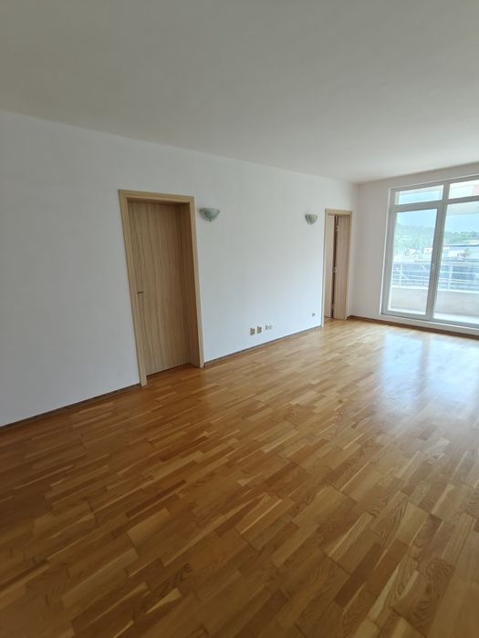 Продава се Двустаен апартамент в Свиленград - 65 кв.м за 16 €/кв.м - Снимка #3