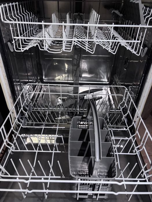 Съдомиялна Bosch