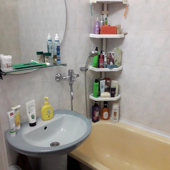 Продам квартиру 3 комнатную