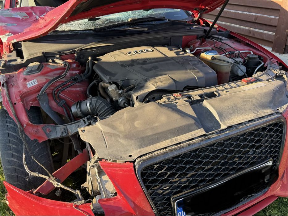 Vând Audi A4, B8 pentru dezmembrare
