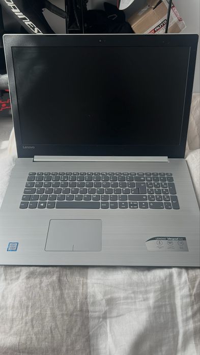 Vând Laptop Lenovo