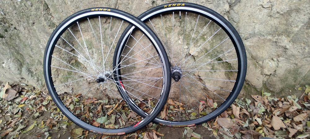 Roti cursiera butuc Shimano Claris