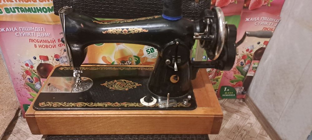 Продам швейную машинку ,ручную