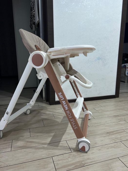 Стульчик доя кормления