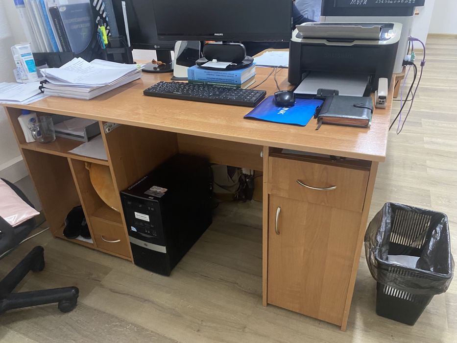 Столы однотумбовые