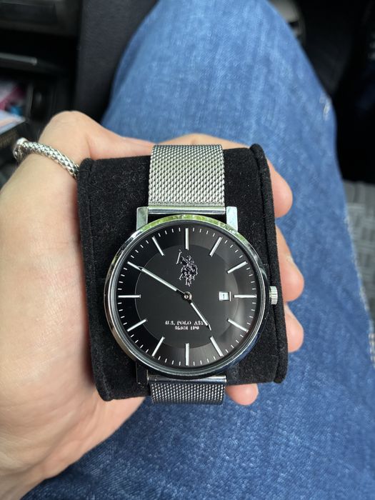 Ceasuri Hugo, Fossil, Pollo