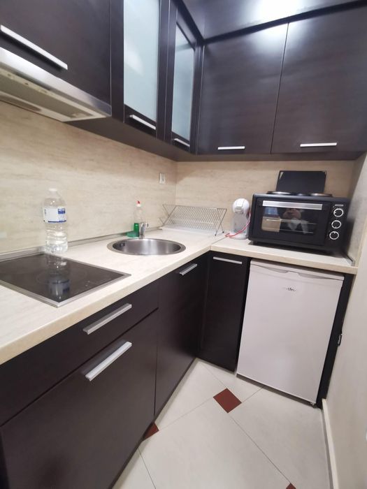 Дава се под наем Двустаен апартамент в Бургас, Братя Миладинови - 54 кв.м за 408 € - Снимка #1