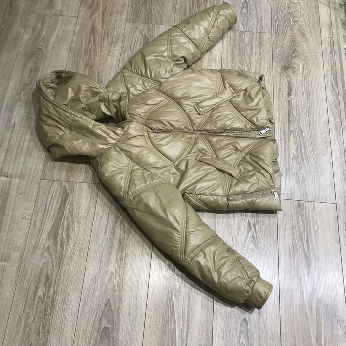 Продам куртку осень