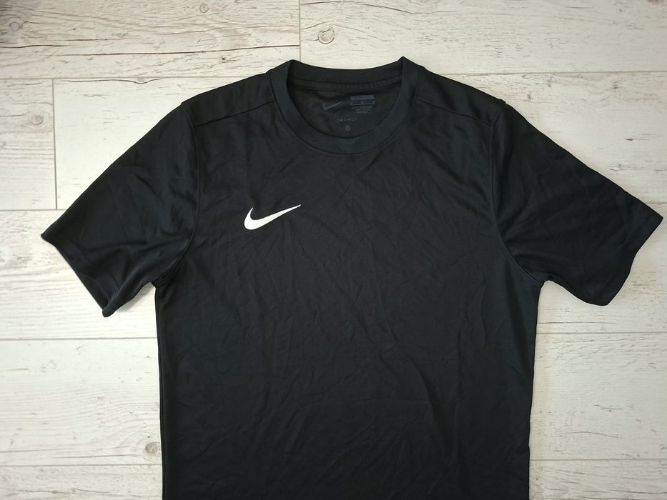 Nike slim Fit-Ориг. Тениска Нова!