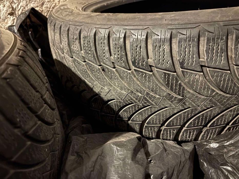 Гуми 16 R16 205/55 Зимни