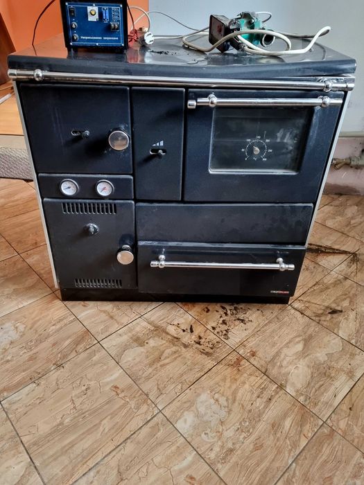 Сръбска печка с водна риза 25 KW