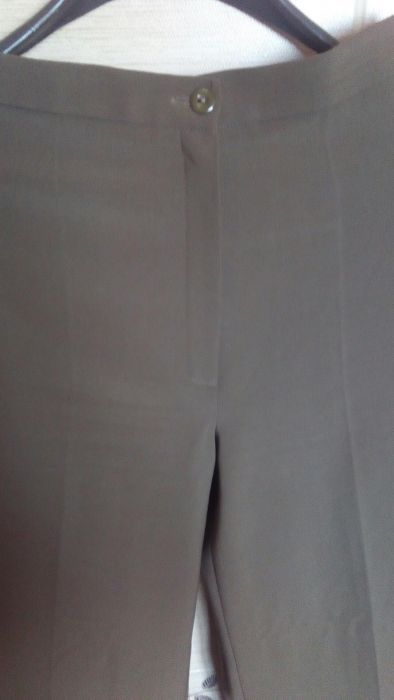 Costum femei 2 ori folosit,marimea 42.