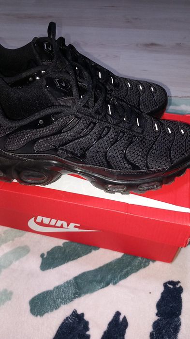 Nike air max plus TN *BLACK*