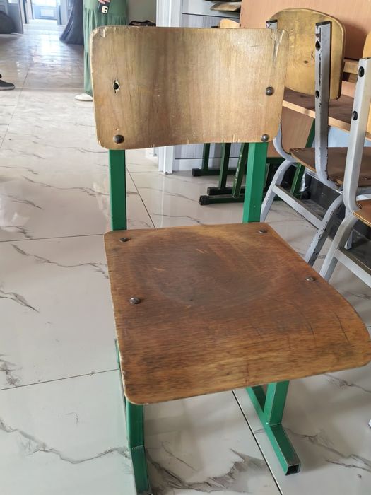 parta stul sotiladi 170ming som